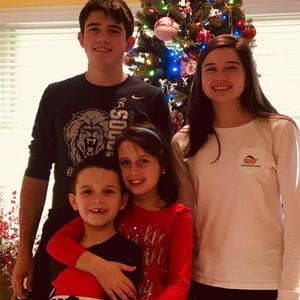 Meet your Posher, Neal